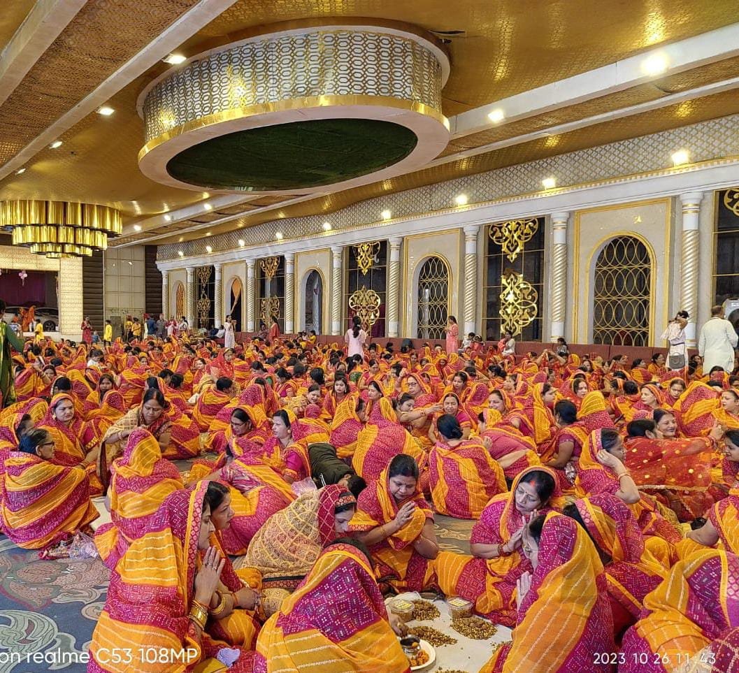 lucknow news: रानी मां अष्टभुजी समिति ने स्वर्ण जयंती वर्ष में सामूहिक दुखदुरिया कार्यक्रम का आयोजन किया