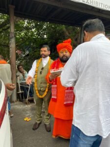 LUCKNOW: इंडिया 24X7 लाइव टीवी के प्रधान संपादक सुनील वर्मा “सोनू” जी का जन्मदिन बड़े ही धूमधाम से मनाया गया 2 WhatsApp Image 2023 07 25 at 4.09.47 AM