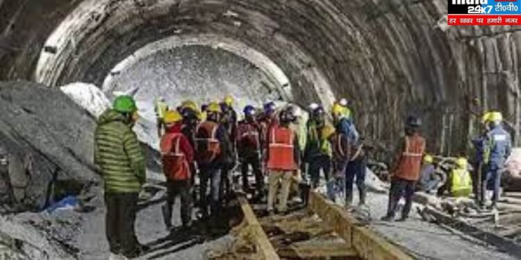 Uttarkashi Tunnel News: उत्तरकाशी सुरंग हादसा, 13वें दिन भी जारी है रेस्क्यू ऑपरेशन, मजदूरों का इंतजार