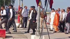 Ayodhya News: जल्द शुरू होगा अयोध्या एयरपोर्ट, सीएम योगी और ज्योतिरादित्य सिंधिया ने किया निरीक्षण