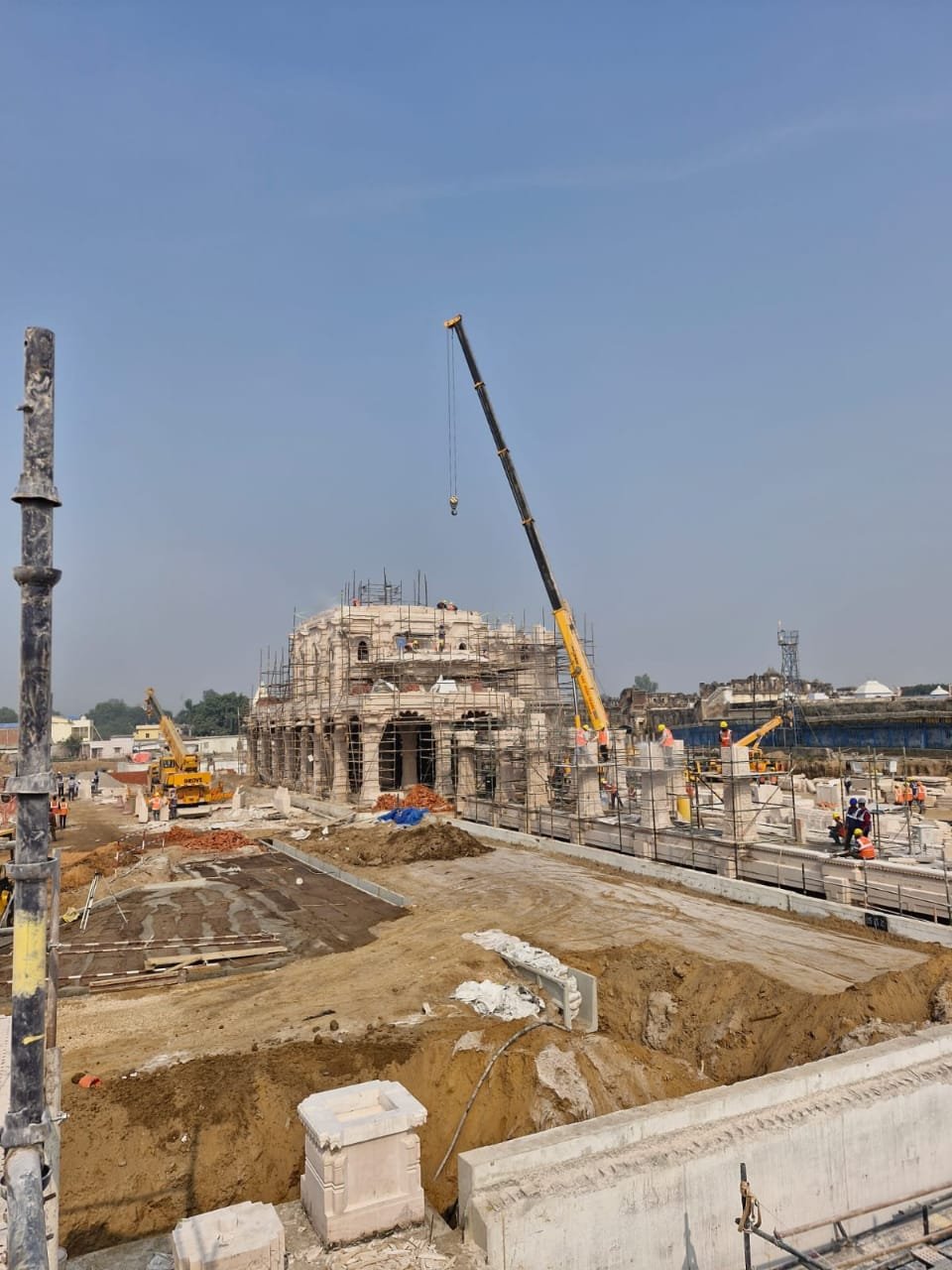 Ayodhya News: राम मंदिर निर्माण कार्य में तेजी! गर्भगृह तैयार, 22 जनवरी को प्राण प्रतिष्ठा