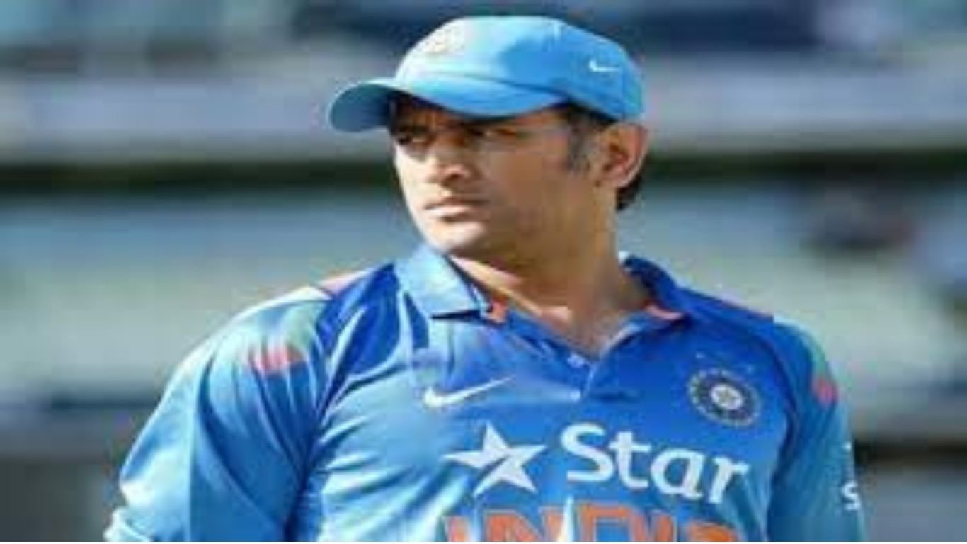 mahendra singh dhoni: MS धोनी पर आरोप लगाने वाले IPS अफसर को 15 दिन की जेल, कोर्ट ने सुनाया फैसला