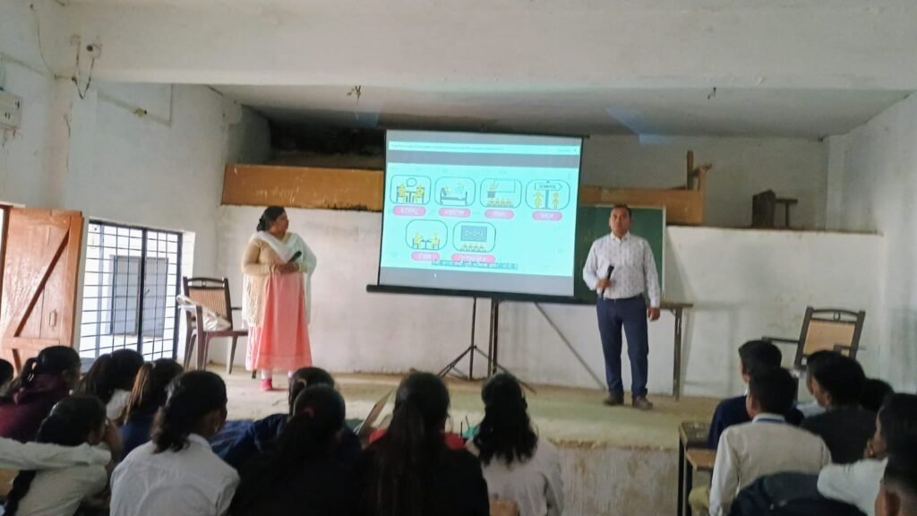 Prayagraj News: रामनगर में एचआईवी और सिफलिस जागरूकता कार्यक्रम 4 WhatsApp Image 2023 12 13 at 09.28.29 1