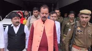 UP News : बसपा नेता अनुपम दुबे को 27 साल के बाद इस केस में मिली उम्रकैद की सजा .... 2 image 155