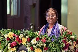 President Droupadi Murmu : राष्ट्रपति द्रौपदी मुर्मू ने आईआईआईटी लखनऊ के दीक्षांत समारोह में छात्रों को दी उत्कृष्टता की सीख 4 image 246
