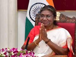 President Droupadi Murmu : राष्ट्रपति द्रौपदी मुर्मू ने आईआईआईटी लखनऊ के दीक्षांत समारोह में छात्रों को दी उत्कृष्टता की सीख 1 image 247