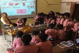 UP News : यूपी में इस जिले के 221 स्कूलों के खिलाफ जारी हुआ नोटिस, लगेगा इतना जुर्माना, क्या होगा बच्चों का भविष्य ? 3 image 361