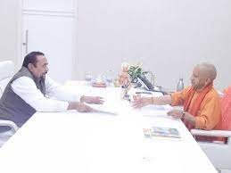 UP Politics: चुनावी मौसम से पहले सियासी हलचल, सीएम योगी से मिले RLD विधायक, सामने आई ये तस्वीर 1 image 485