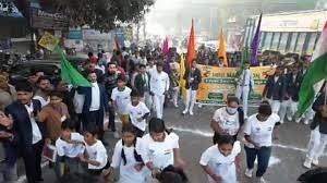 Barabanki News : बाराबंकी में मतदाता जागरूकता के लिए मिनी मैराथन ,सैकड़ों लोगों ने लिया हिस्सा 1 image 568