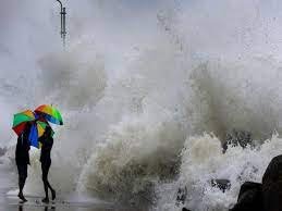 Cyclone Michaung: ''मिचौंग' तूफान की तबाही! पानी-पानी हुआ तमिलनाडु, 2 लोगों की मौत, स्कूल बंद, 144 ट्रेनें कैंसिल 1 image 74