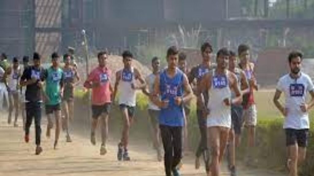 UP News : सिपाही भर्ती के लिए 60 हजार पदों के लिए आए 50 लाख आवेदन, 15 लाख से अधिक महिलाओं ने भी भरे फॉर्म