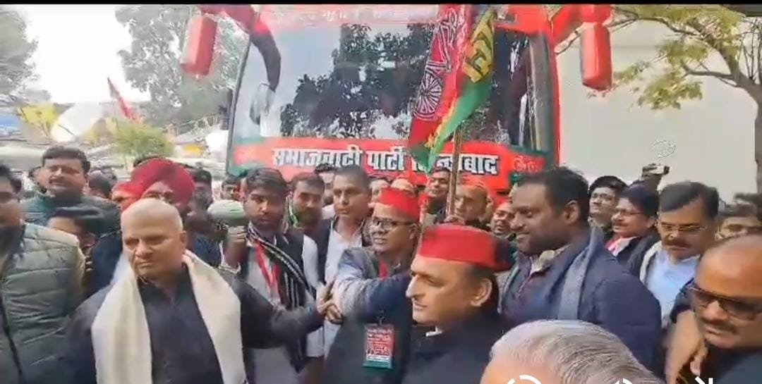 Lucknow News: सपा ने शुरू की पीडीए यात्रा! चुनाव में पड़ेगा यात्रा का असर, अखिलेश यादव ने दिखाई हरी झंडी