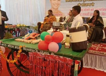 Madhya Pradesh: शहडोल में असहाय लाचार लोगो का सहारा बना श्रद्धा महिला मंडल