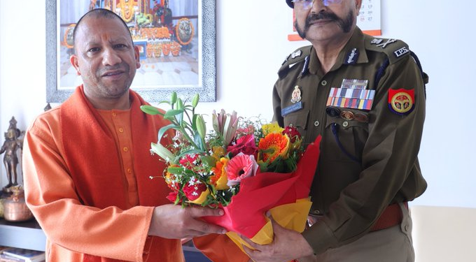 UP News : प्रशांत कुमार बने यूपी के कार्यवाहक डीजीपी, CM योगी ने दी बधाई