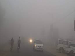 Weather Update Today : घने कोहरे और कड़ाके की ठंड के साथ आया नया साल ,यूपी समेत कई राज्यों में कोल्ड डे का अलर्ट 3 image 2