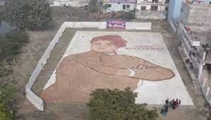 Barabanki News: बाराबंकी के युवा कलाकारों ने बनाया 30 हजार वर्ग फीट का स्वामी विवेकानंद का विशालकाय चित्र