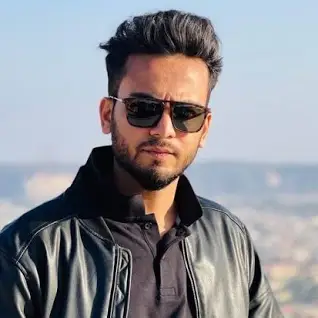 Elvish Yadav : एल्विश यादव की बढ़ी मुश्किलें ! रेव पार्टियों में इस्तेमाल हो रहा था सांप का जहर, FSL जांच में बड़ा खुलासा