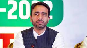 Politics News : रालोद के एनडीए में जाने की चर्चाओं पर सपा और बीजेपी का रुख ,जयंत चौधरी को हमने राज्यसभा भेजा 1 image 111