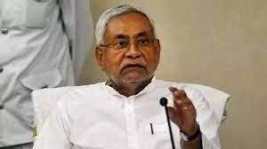 Bihar News : ‘नीतीश कुमार और उनके विधायकों को बम से उड़ा देंगे’, डीजीपी को धमकी भरा मैसेज भेजने वाला गिरफ्तार