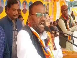 UP Politics : सपा छोड़ने वाले स्वामी प्रसाद मौर्य पर शिवपाल ने कसा तंज, कह दी ऐसी चौकाने वाली बात... 1 image 341
