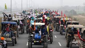 Farmers Protest : किसानों के ट्रैक्टर मार्च के चलते यमुना एक्सप्रेसवे पर लगा भीषण जाम... 2 image 416
