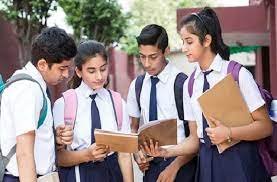 UP News : स्कूलों की मान्यता समाप्त करने का नोटिस जारी, प्राइवेट स्कूलों के संचालकों में मचा हड़कंप…