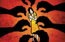 2-2 बार सामूहिक बलात्कार का आरोपी बताते हुए शिकायती पत्र की प्रति थी, जिसे यूपी के एमपी पुलिस उच्चाधिकारियों को भेजा गया है।