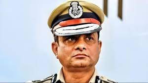 Lok Sabha Election 2024 : बंगाल के DGP पर कार्रवाई,इन राज्यों के हटे गृह सचिव.. 2 image 315