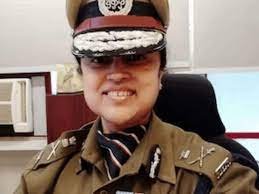 UP Police Paper Leak : सिपाही पेपर लीक मामले में योगी सरकार ने लिया एक और बड़ा एक्शन, भर्ती बोर्ड अध्यक्ष रेणुका मिश्रा को हटाया 4 image 61