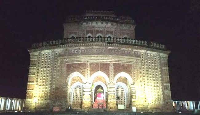 Kantaji Temple: बेहद खूबसूरत है कांताजी मंदिर, देखने को मिलती है 18वीं सदी की झलक