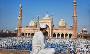 Eid-ul-Fitr : लखनऊ की टीला मस्जिद से लेकर दिल्ली की जामा मस्जिद तक देश में धूमधाम से मनाई ईद 2 image 149
