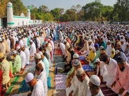 Eid-ul-Fitr : लखनऊ की टीला मस्जिद से लेकर दिल्ली की जामा मस्जिद तक देश में धूमधाम से मनाई ईद 3 image 150