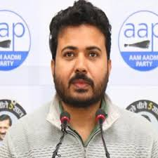 Delhi Excise Policy Case : शराब घोटाला में एक और बड़ी कार्रवाई, ईडी दफ्तर पहुंचे दुर्गेश पाठक, केजरीवाल के PA से पूछताछ 4 image 17