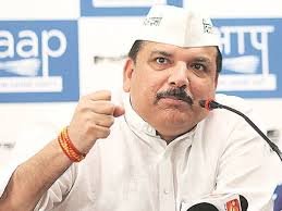 Delhi liquor scam case : AAP नेता संजय सिंह ने बीजेपी पर साधा निशाना ,बोले- केजरीवाल की पत्नी को भी खिड़की से मुलाकात करवा रहा तिहाड़ प्रशासन 2 image 191