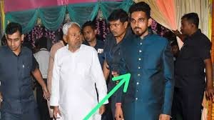 JDU Leader Murder: जदयू नेता की गोली मारकर हत्या, आक्रोशित भीड़ ने जाम किया पटना 1 image 248