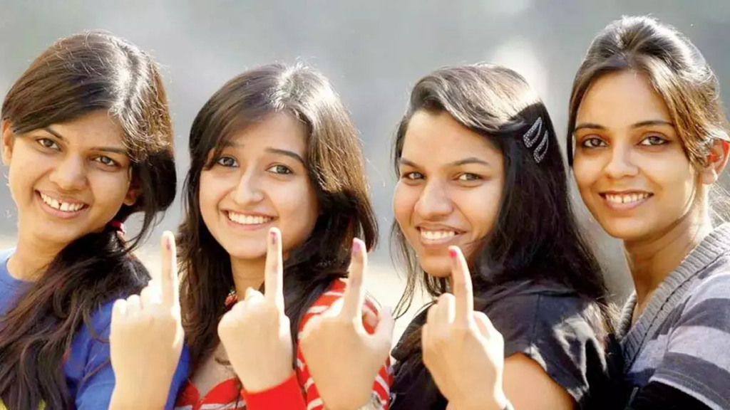 Lok Sabha chunav 2024: पुरुषों को पीछे छोड़ देंगी महिला मतदाता, लोकसभा-विधानसभा चुनावों में तेजी से बढ़ी संख्या 3 image 32