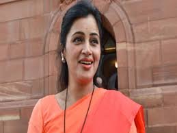 Navneet Rana controversial statement : नवनीत राणा का हैदराबाद में अकबरुद्दीन को जवाब , हमें सिर्फ 15 सेकेंड लगेंगे, ओवैसी ने किया पलटवार.... 3 image 114