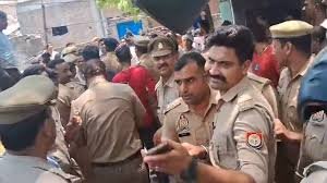 Vegetable Seller Suicide Case : IPS ने घूरा तो BJP विधायक बोले-ज्यादा अकड़ ना दिखाइए, सब्जी विक्रेता सुसाइड केस में तीखी नोकझोंक... 2 image 232