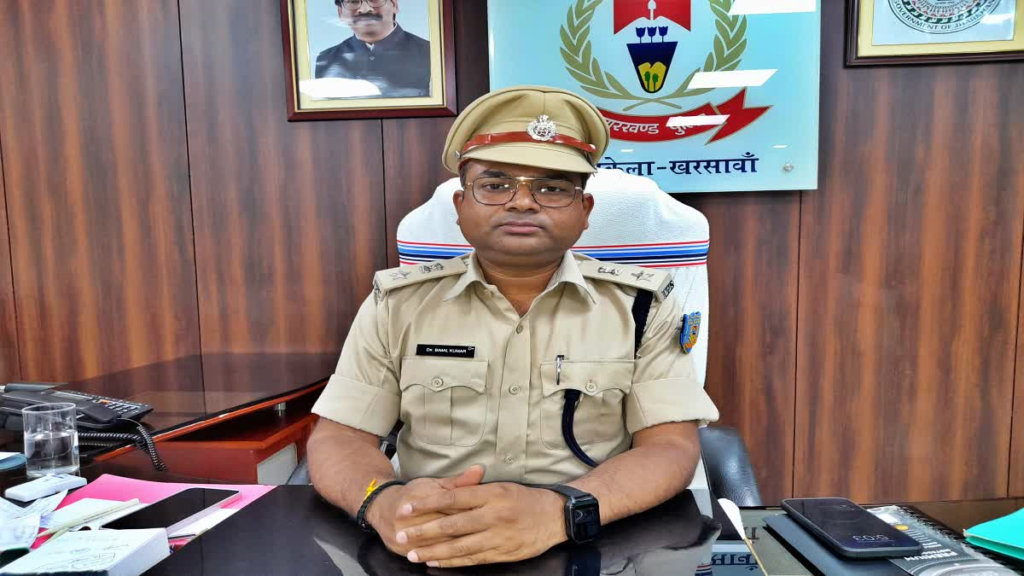 Ghaziabad News : गाजियाबाद में विदेश भेजने के नाम पर लाखों की ठगी, कई राज्यों के लोग 2 दिन से धरने पर बैठे 3 image 41