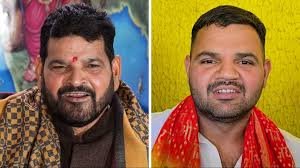 UP News : कैसरगंज से बृजभूषण सिंह के बेटे करण सिंह ने किया नामांकन, लंबे समय से था टिकट का इंतजार 2 image 52
