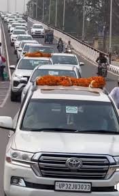Gonda News : भाजपा प्रत्याशी करण भूषण सिंह के काफिले में हर्ष फायरिंग , गोलियों की तड़तड़हाहट से गूंजा इलाका 2 image 70