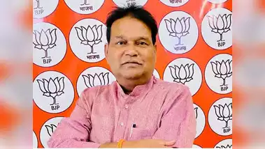 UP News:चुनावी हार के बाद BJP में छिड़ा घमासान, पूर्व सांसद ने जिला अध्यक्ष को बताया सपा का एजेंट, प्रदेश की राज्य मंत्री पर भी किया तीखा हमला 6 image 131