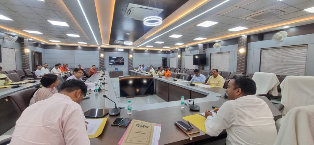Ayodhya: जिलाधिकारी ने शादी अनुदान योजना के तहत आय सीमा में वृद्धि की घोषणा की 2 WhatsApp Image 2024 07 10 at 2.52.43 PM