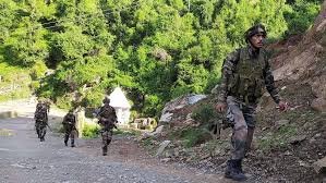 Doda encounter: डोडा में हुए आतंकी हमले के बाद एक्शन में राजनाथ, खरगे ने मोदी सरकार पर उठाए सवाल 2 image 204