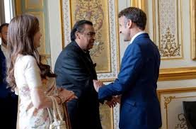 Paris Olympics: पेरिस ओलंपिक की ओपनिंग सेरेमनी में शामिल हुए मुकेश अंबानी और नीता अंबानी 3 image 383