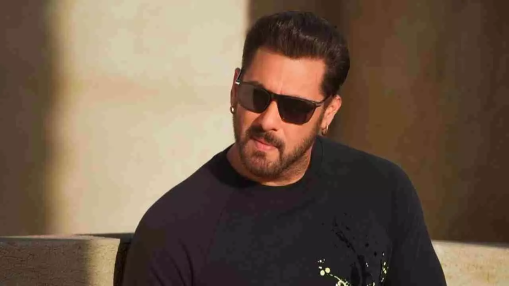 Salman Khan Firing Case : फायरिंग केस पर सलमान खान बोले -'मुझे मारना चाहता है लॉरेंस बिश्नोई, मेरा परिवार खतरे में है' 1 image 58