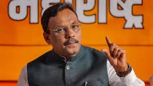 Maharashtra Election 2024 : कैश फॉर वोट मामले में फंसे बीजेपी नेता विनोद तावड़े, चुनाव आयोग ने दर्ज कराई FIR 2 image 134