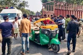 Hardoi: भीषण सड़क हादसे मे मृतकों की संख्या बढ़कर हुई 11, सीएम योगी ने जताया दुख 2 image 31