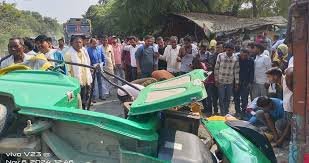 Hardoi: भीषण सड़क हादसे मे मृतकों की संख्या बढ़कर हुई 11, सीएम योगी ने जताया दुख 3 image 32