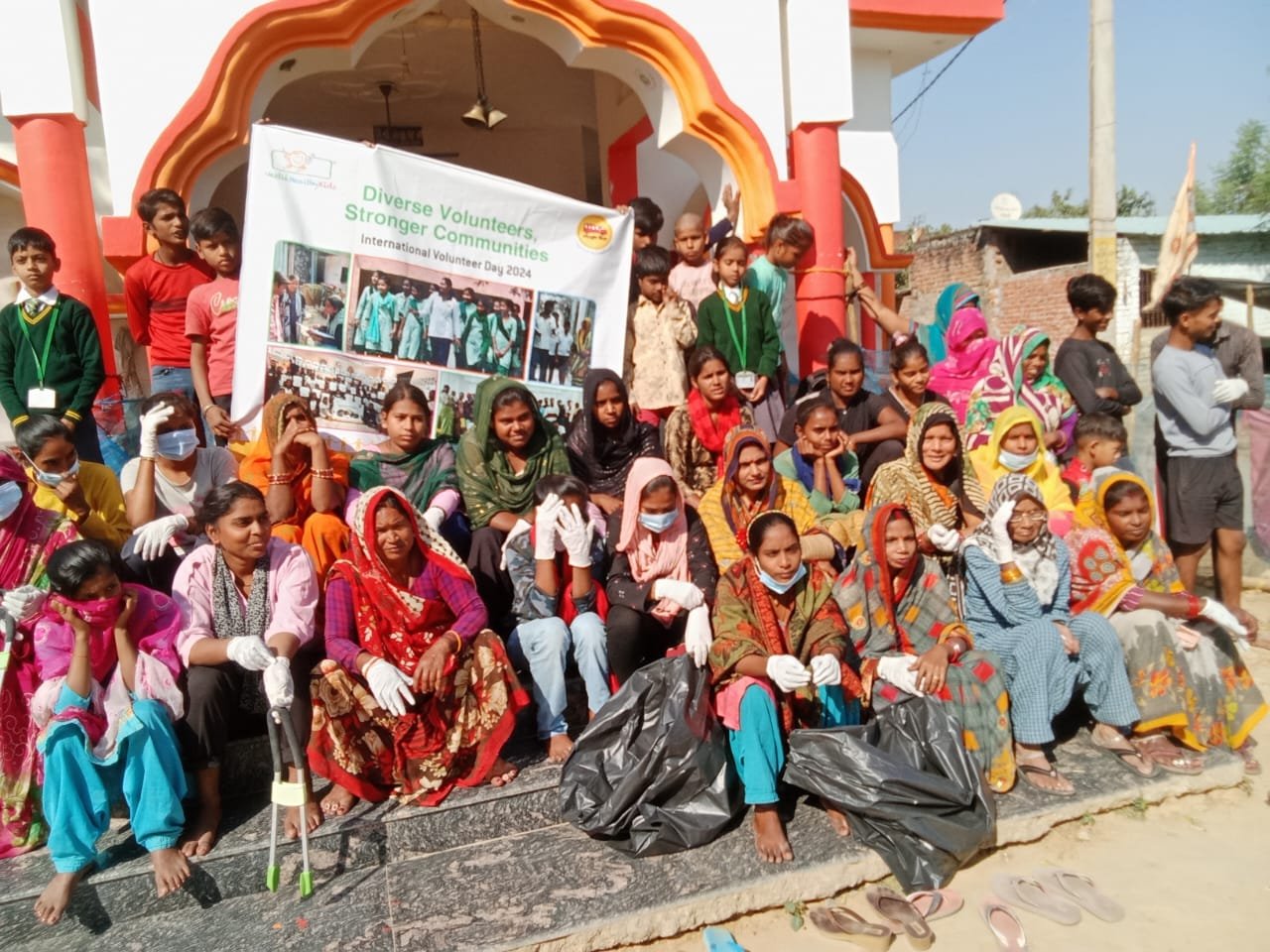 Lucknow News : मैजिकबस नेस्ले ने अंतरराष्ट्रीय स्वयंसेवी दिवस के अवसर पर एक विशेष कार्यक्रम का आयोजन किया